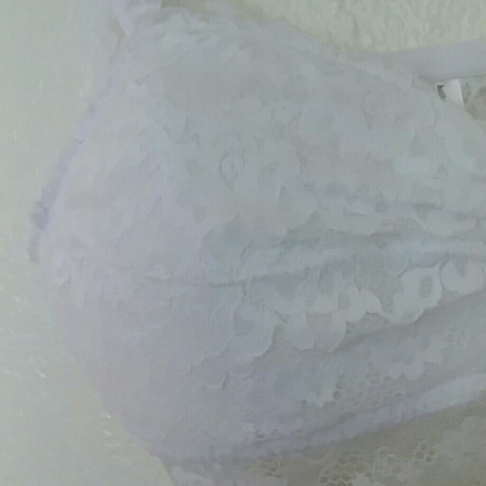 bra - Picture 3 of 4